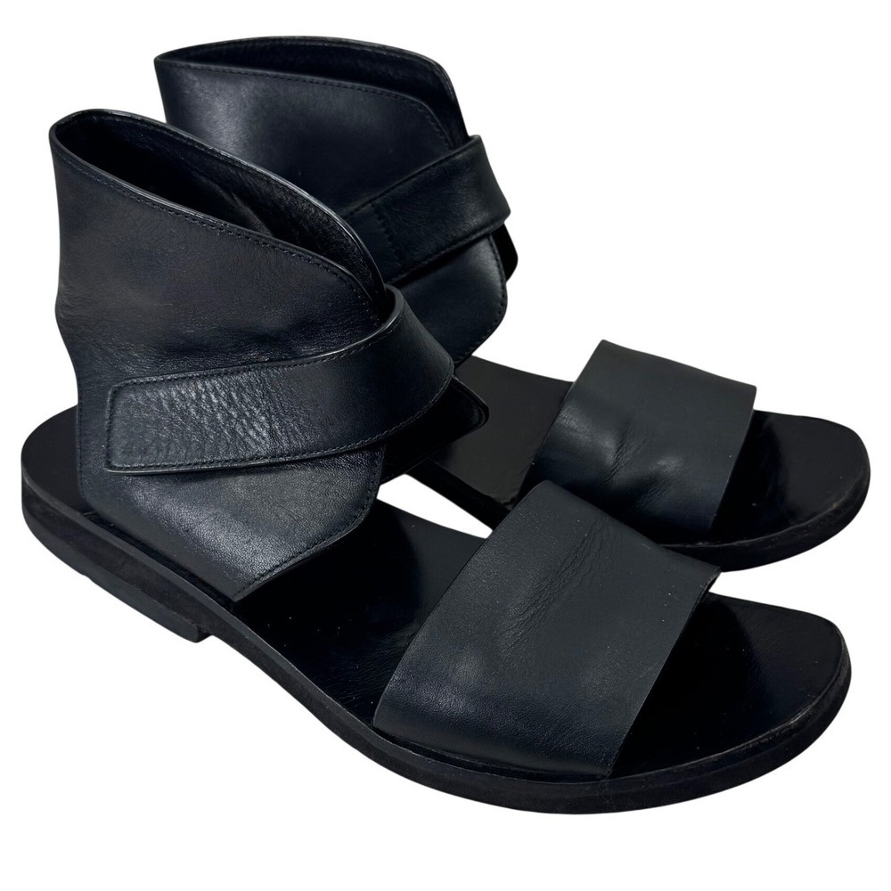 Vince Ankle Strap Sandals Women 7M Black Leather Flat Minimalist Wrap Vacation